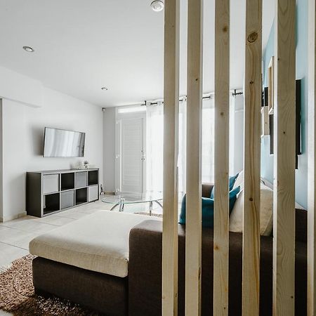 Appartement Le Petit Jardin à Vólos Extérieur photo